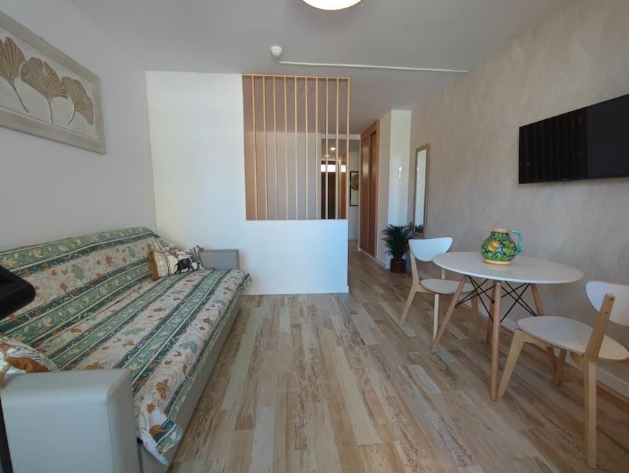 3Min Walk Playa Del Ingles Apartment San Bartolomé Eksteriør bilde